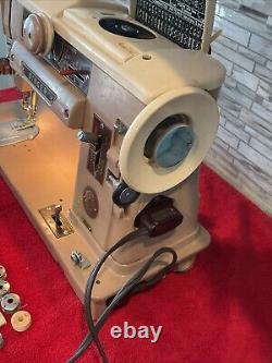 Machine à coudre Singer 401a avec pédale idéale pour le quilting ! Vintage testé