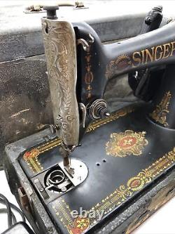 Machine à coudre Singer 66 antique à pédale avec tête à œil rouge, robuste, fonctionne! LIRE