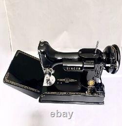 Machine à coudre Singer Featherweight 221-2 vintage