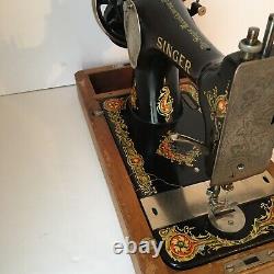 Machine à coudre Singer La Vencedora 28-3 avec manivelle et boîte en bois courbé Sew A+