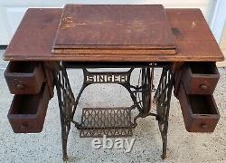 Machine à coudre Singer à pédale VC Antique 1920 modèle 115 avec table en fonte