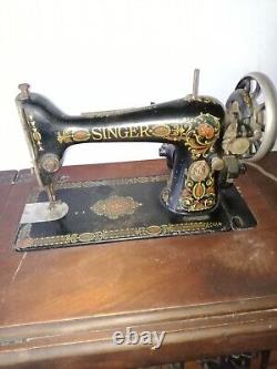 Machine à coudre Singer ancienne des années 1930 avec pédale, (fonctionne)