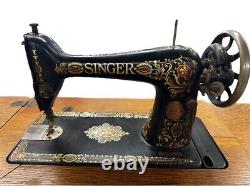 Machine à coudre Singer antique (série G de 1916)