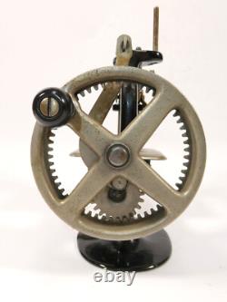 Machine à coudre Singer vers 1920