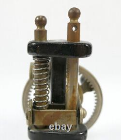 Machine à coudre Singer vers 1920