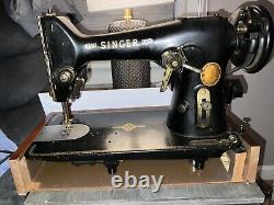 Machine à coudre Singer vintage des années 1950 avec cordon d'alimentation, pédale et étui - Excellent