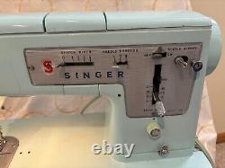 Machine à coudre Singer vintage modèle 348 bleu œuf de robinet avec pédale et étui