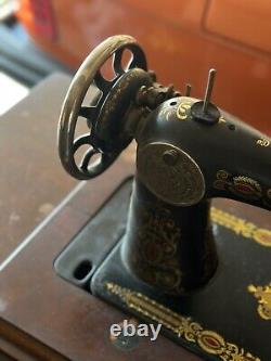 Machine à coudre Standard antique avec table en bois - Table de couture des années 1800 SINGER