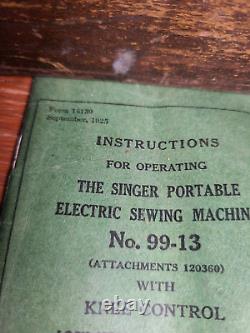 Machine à coudre antique Singer 99-13 de 1925 avec étui, livre, pièces supplémentaires et pied de levier