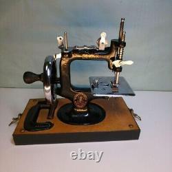Machine à coudre antique Singer Machine à coudre pour jouet avec étui Vintage du Japon