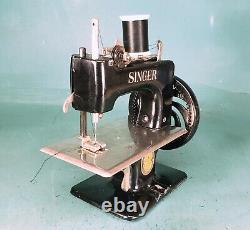 Machine à coudre jouet Singer 20 Centennial Sewhandy édition spéciale de 1951