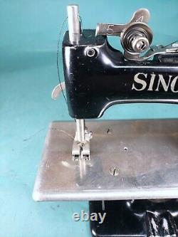 Machine à coudre jouet Singer 20 Centennial Sewhandy édition spéciale de 1951