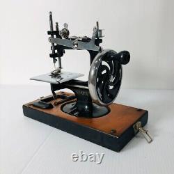 Machine à coudre jouet antique SINGER fabriquée aux États-Unis, utilisée avec étui, rare du Japon.