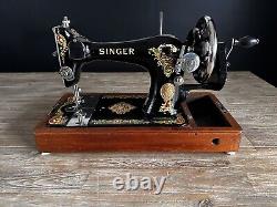 Machine à coudre manuelle Singer 128 La Vencedora de 1924, magnifique et entièrement testée
