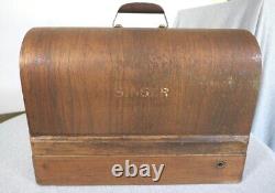 Machine à coudre portable électrique Singer 99 antique de 1937 avec couvercle en bois courbé AE398473