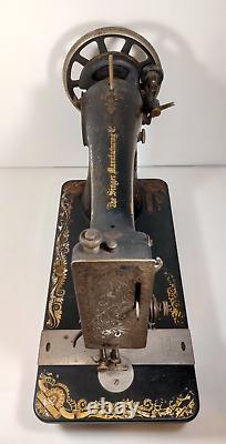 Machine à coudre portative antique Singer de 1910 avec sphinx égyptien en or G2879807 VTG