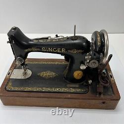 Machine à coudre vintage Singer modèle 1928 avec boîte en bois AC204587 LIRE