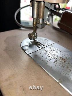 Machine à coudre vintage lourde Antique SINGER 191K1 pour cuir toile denim