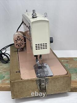 Machine à coudre vintage rose de service Zig Zag Singer 15 Clone MCM des années 1950-60