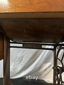 Rare Antique Singer Model 99 Sewing Machine Cabinet Pre 1930's sera expédié