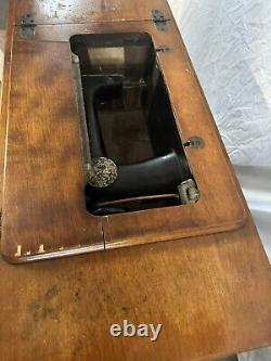 Rare Pré-années 1930 Antique Singer Modèle 99 Machine à Coudre Armoire Expédiera