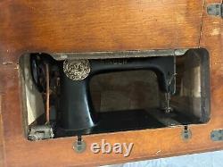 Rare Pré-années 1930 Antique Singer Modèle 99 Machine à Coudre Armoire Expédiera