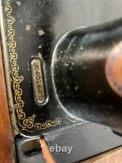 Rare Pré-années 1930 Antique Singer Modèle 99 Machine à Coudre Armoire Expédiera