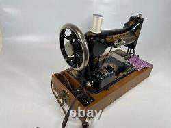 Singer 1905 Antique Metal Emc Sphinx Victorian Sewing Machine Works W Pedal Case