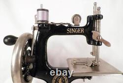 Singer 20 Sewing Machine Toy Junior Featherweight W Clamp 1922 Antique