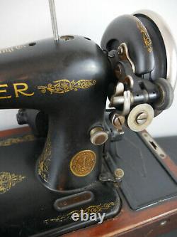 Singer 99 Machine À Coudre Antique Avec Boîtier Bentwood Et Clé Ac785412