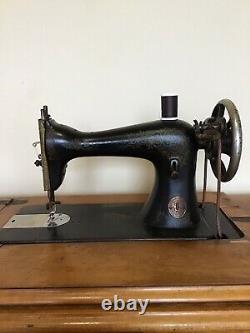 Singer Antique 1900 Treadle 6 Drawer Oak Sewing Machine #g246606