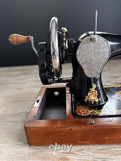 Superbe machine à coudre vintage à manivelle Singer 128 La Vencedora de 1919, entièrement testée.