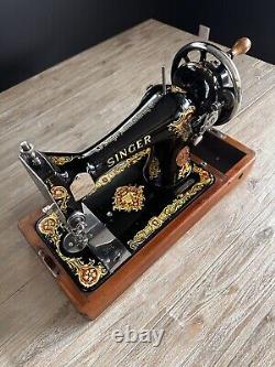 Superbe machine à coudre vintage à manivelle Singer 128 La Vencedora de 1919, entièrement testée.