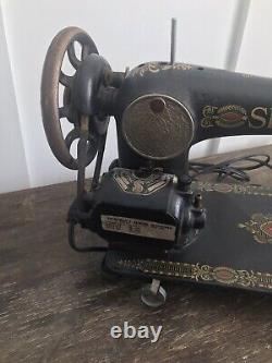 Vintage 1920 Machine De Souvetage Du Singer #g8048795 Avec Pédale