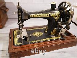 Vintage Antique Tôt 1900 De La Table Singer Top Machine À Coudre Avec Boîtier En Bois
